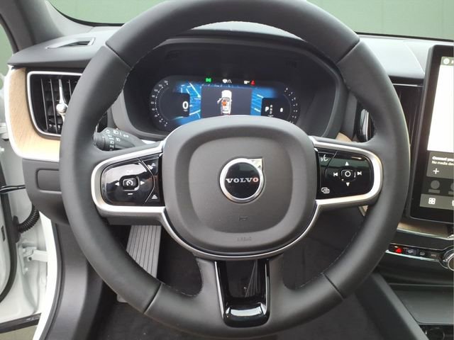 New 2026 Volvo XC60 B5 Core w/ Climate Package image 16