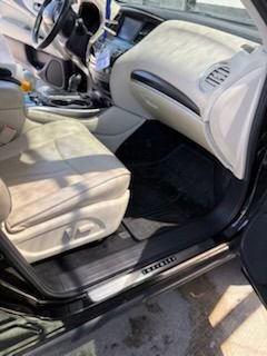 Used 2020 INFINITI QX60 Luxe w/ Essential Package FWD image 9