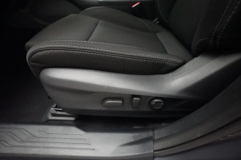 Certified 2025 Subaru Legacy Premium AWD/4WD image 28