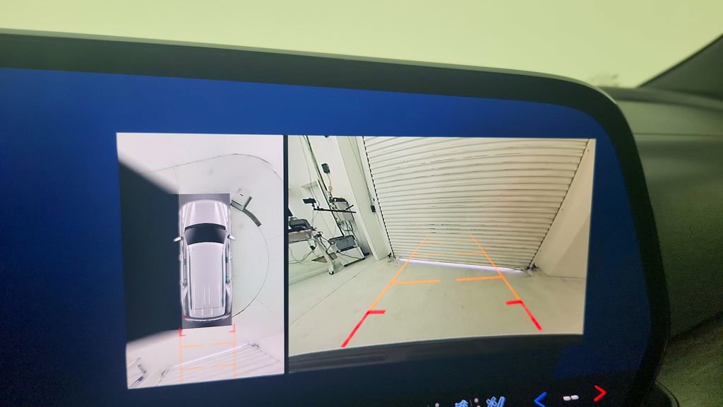 Certified 2025 Chevrolet Tahoe Premier image 21