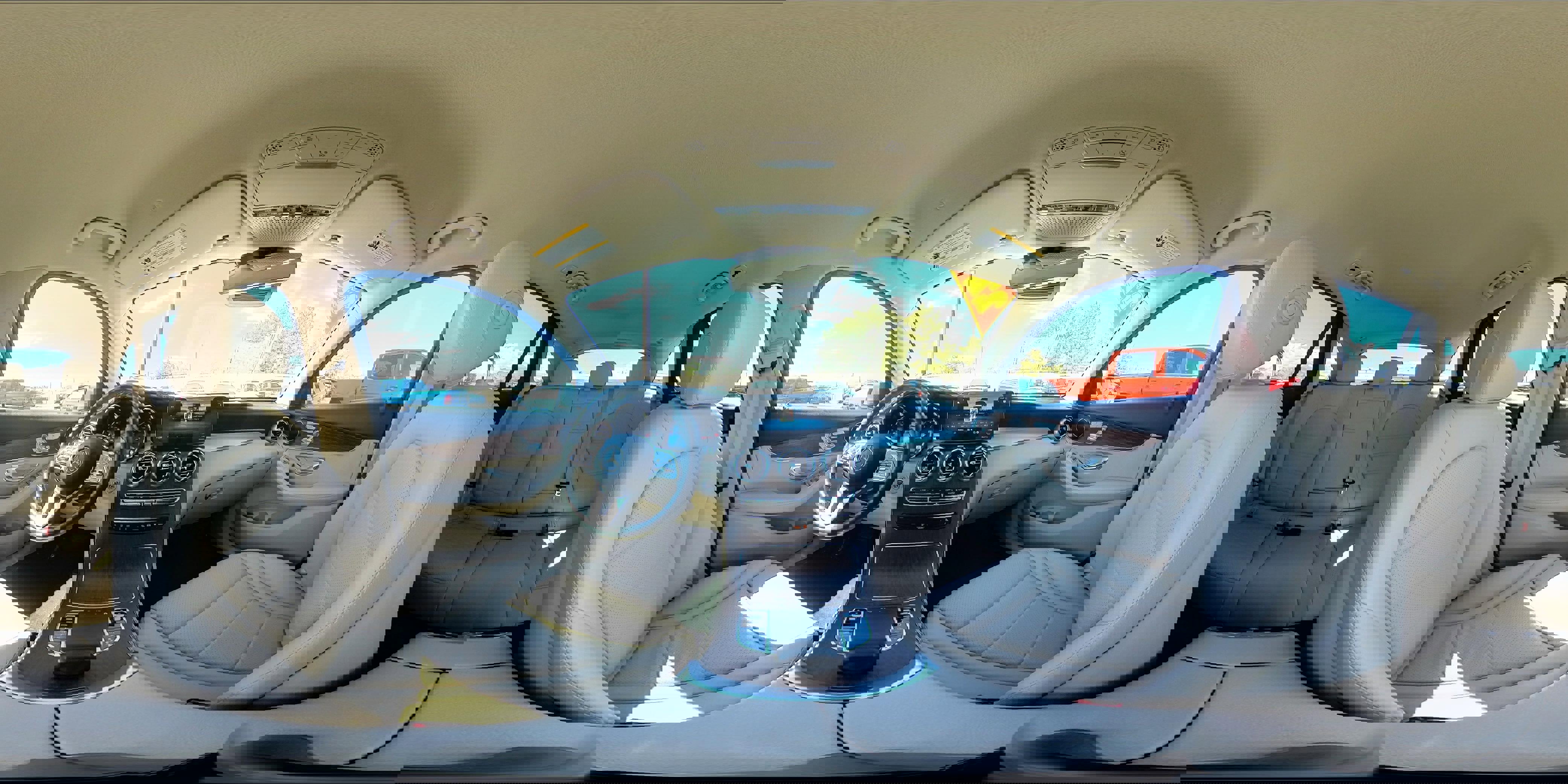 Used 2022 Mercedes-Benz GLC 300 w/ Premium Package Lite image 33