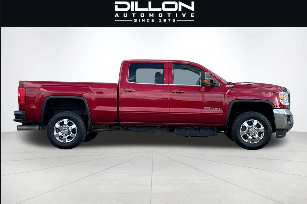 Used 2018 GMC Sierra 2500 SLE w/ SLE Preferred Package AWD/4WD image 3