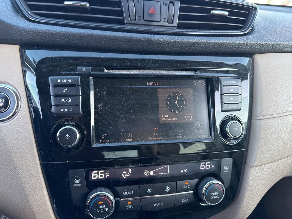 Used 2018 Nissan Rogue SV image 25