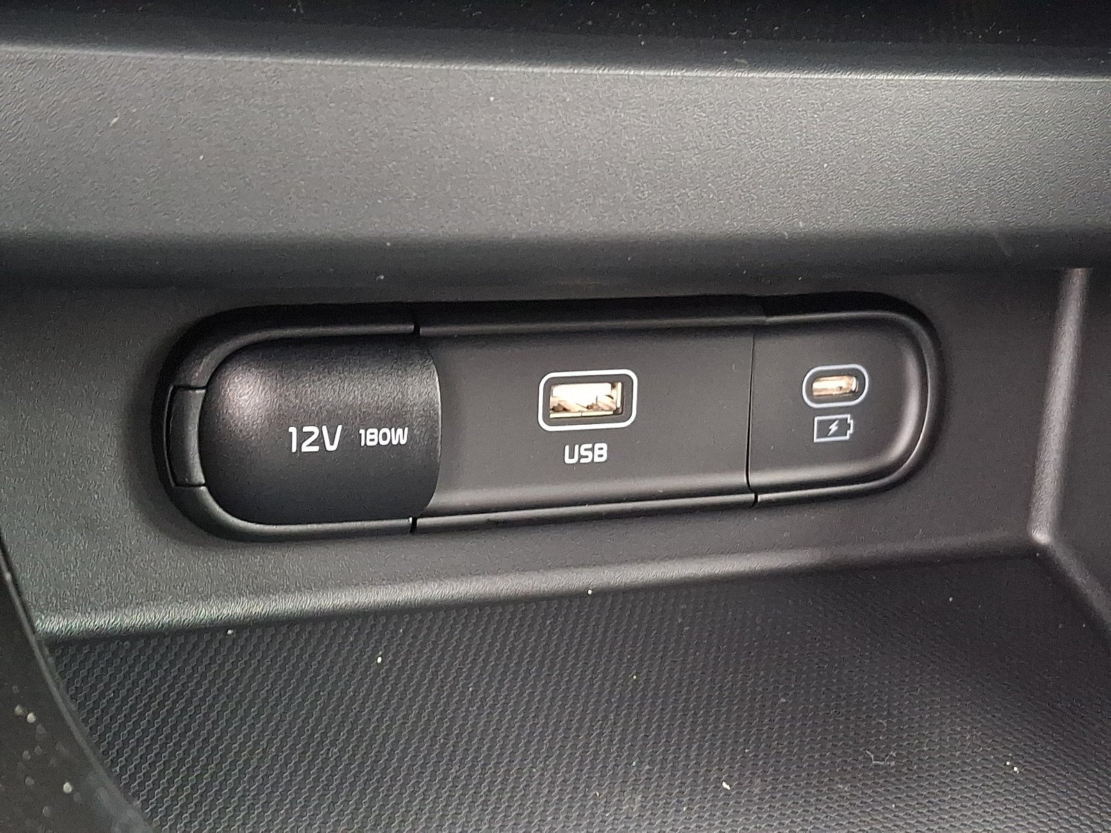 New 2026 Kia Seltos S AWD/4WD image 12