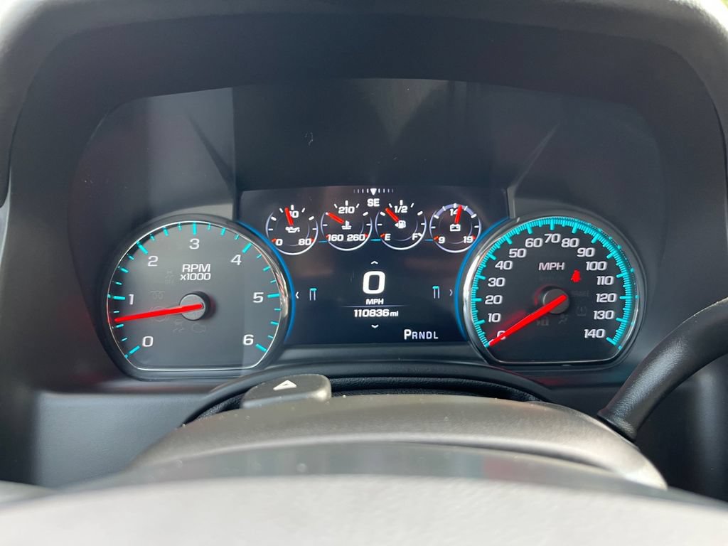 Used 2020 Chevrolet Suburban Premier w/ Premier Plus Edition AWD/4WD image 16