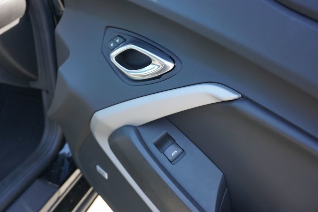 Used 2019 Chevrolet Camaro LT w/ RS Package image 33