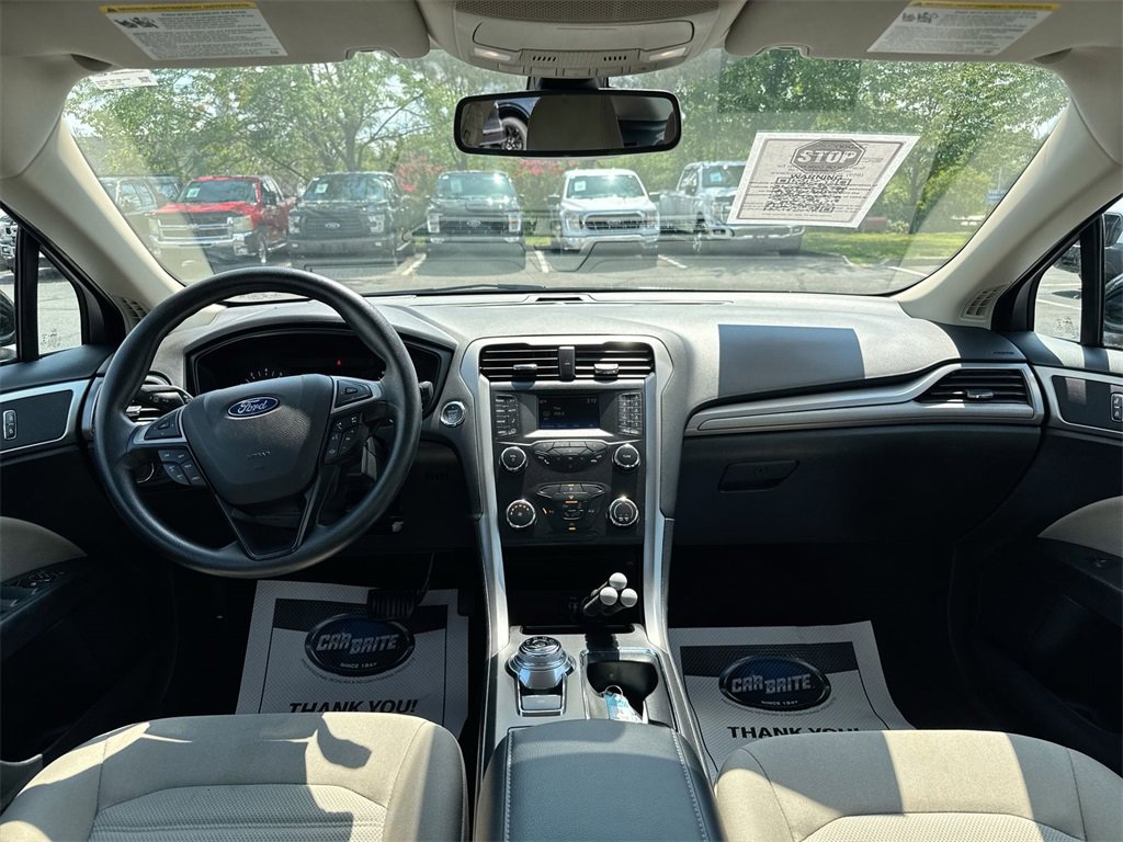 Used 2019 Ford Fusion S image 10