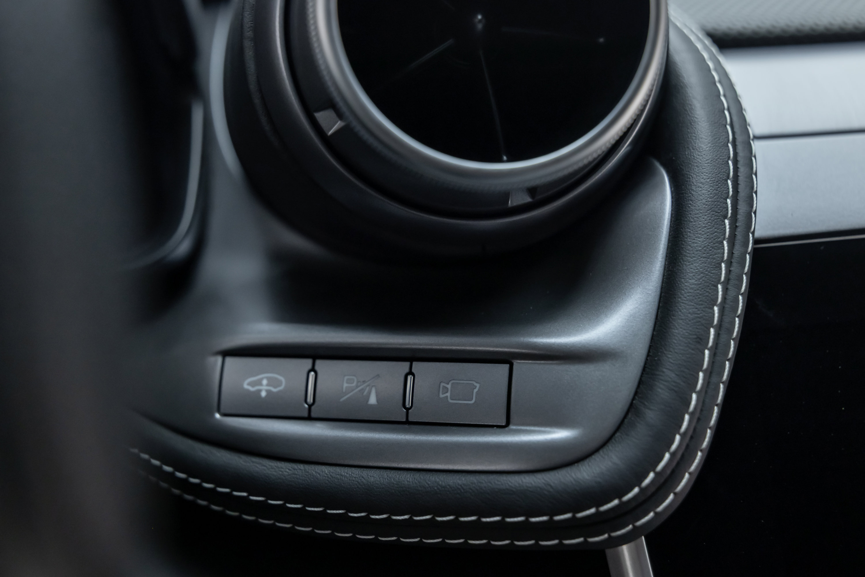 Certified 2017 Ferrari GTC4Lusso AWD/4WD image 88