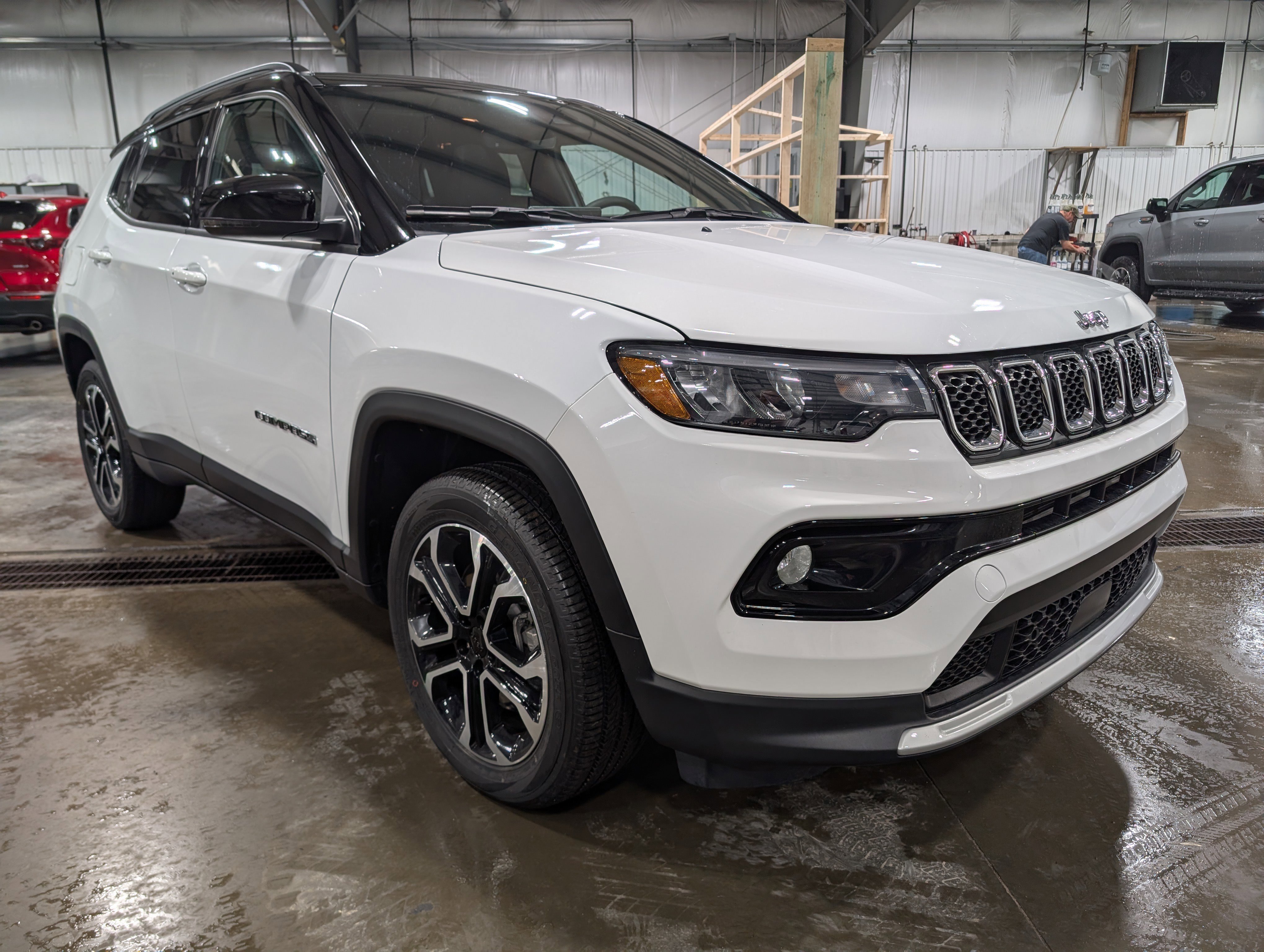 Used 2023 Jeep Compass Limited w/ Sun and Sound Group image 2