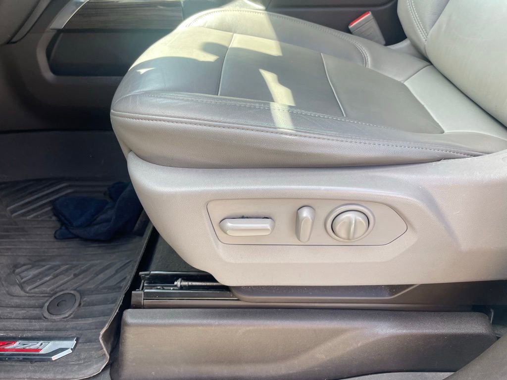 Used 2020 Chevrolet Silverado 1500 RST image 11