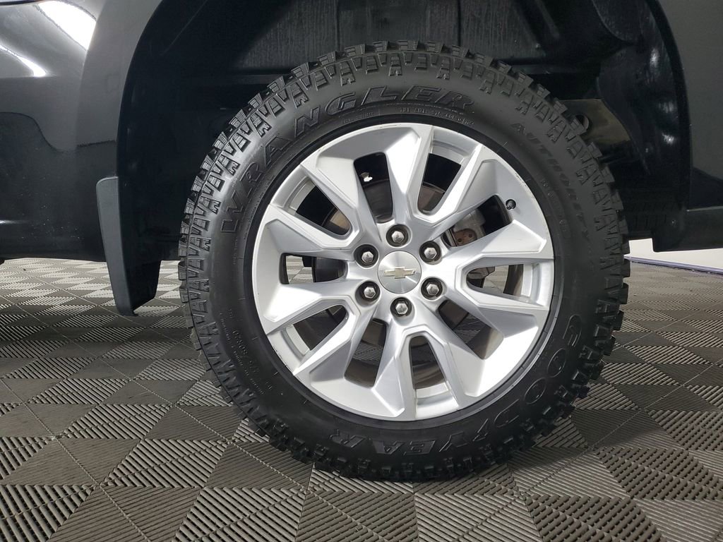 Used 2023 Chevrolet Silverado 1500 Custom RWD image 30