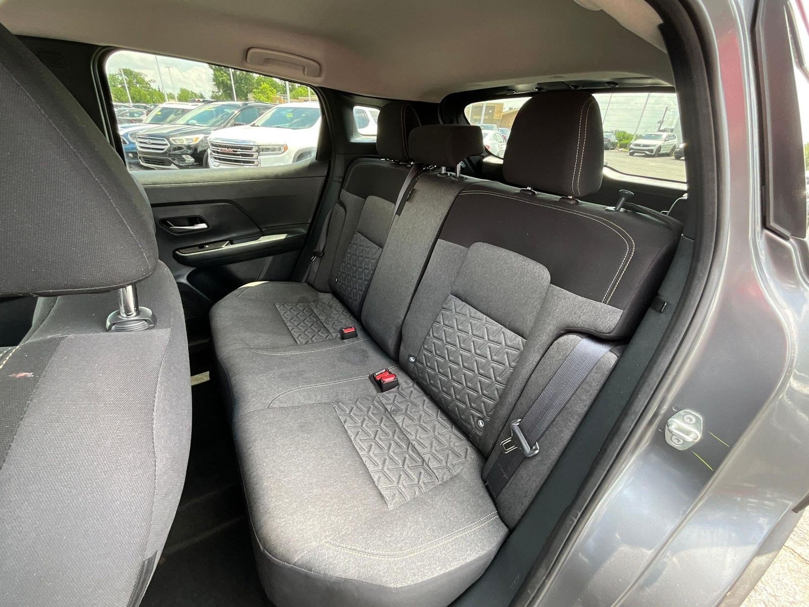 Used 2025 Nissan Kicks SV FWD image 20