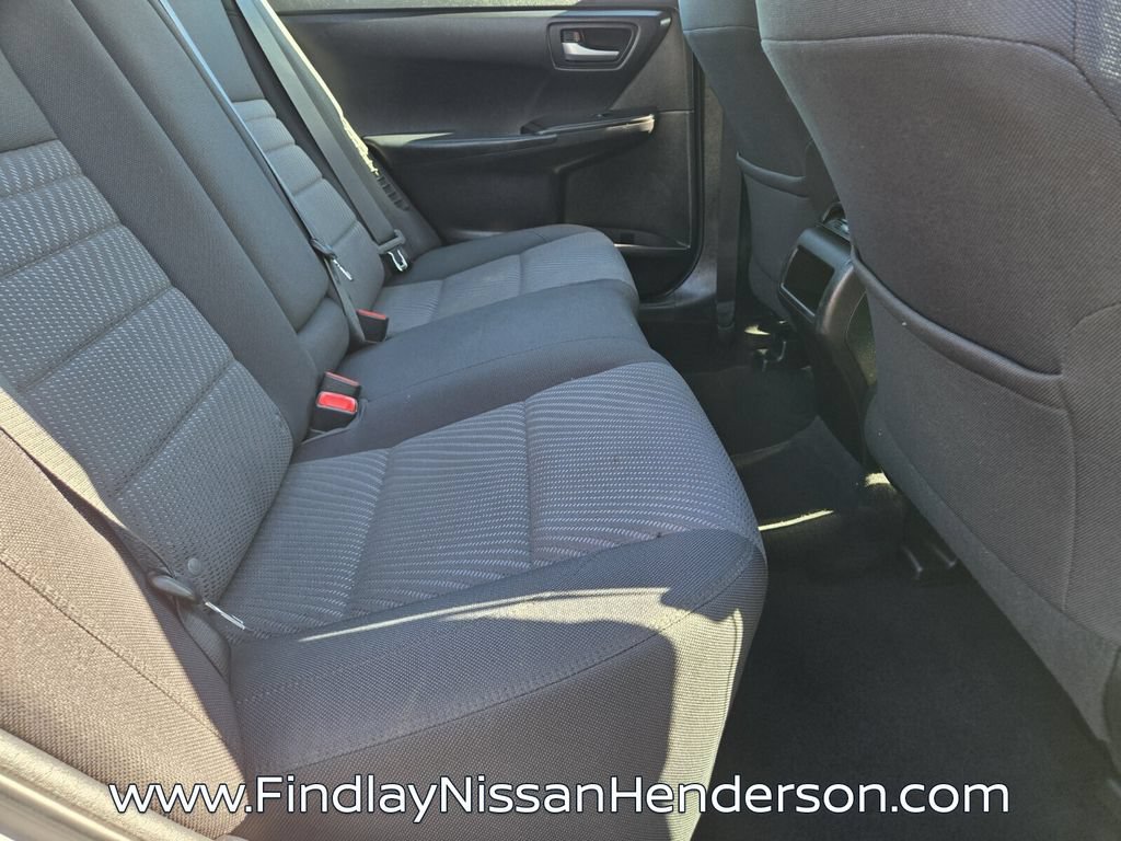 Used 2017 Toyota Camry LE FWD image 14