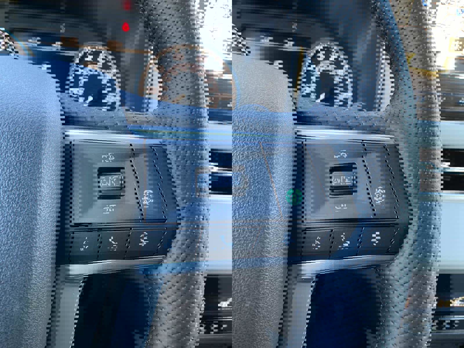 New 2026 Mitsubishi Outlander SE image 15