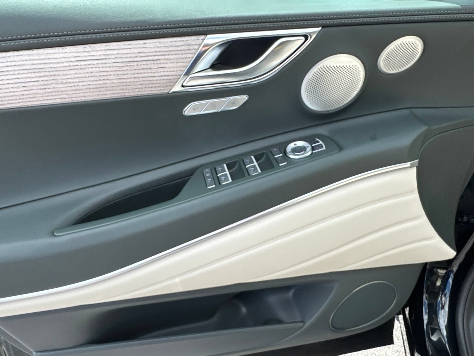 New 2026 Genesis GV80 3.5T Prestige AWD/4WD image 23