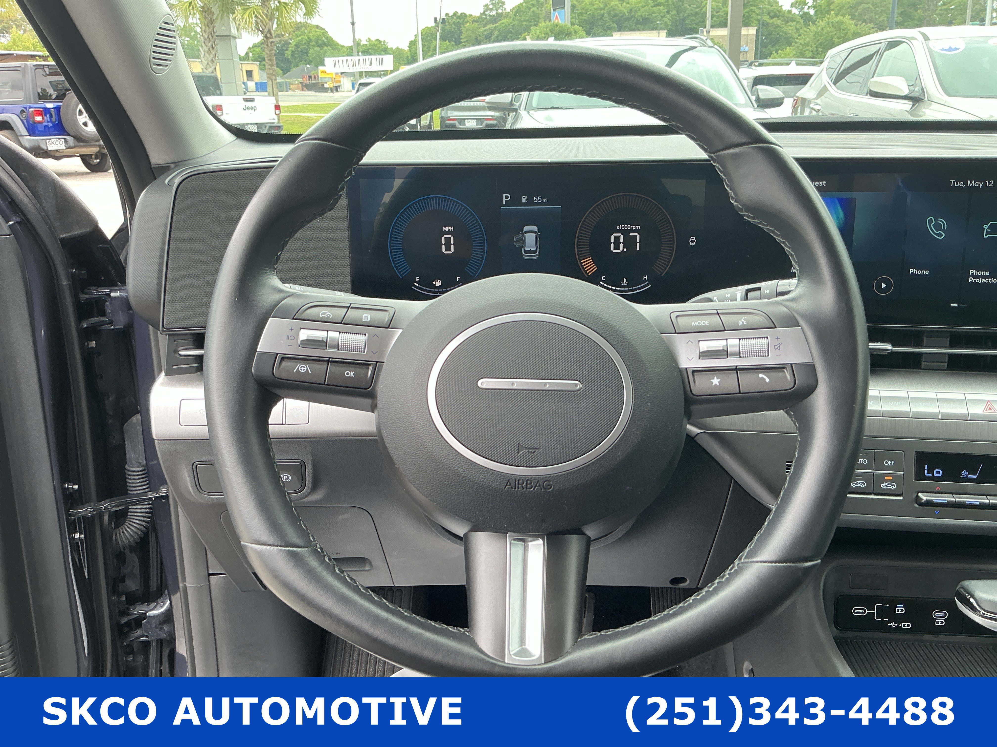 Used 2025 Hyundai Kona SEL FWD image 18