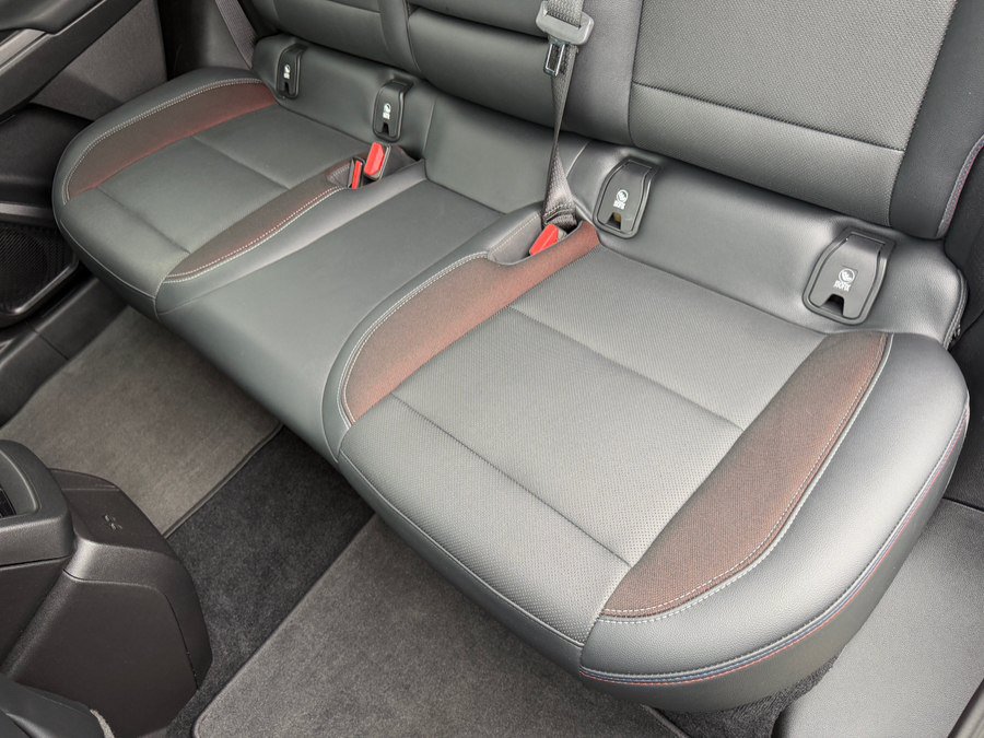 Used 2024 Chevrolet Equinox EV RS FWD image 41
