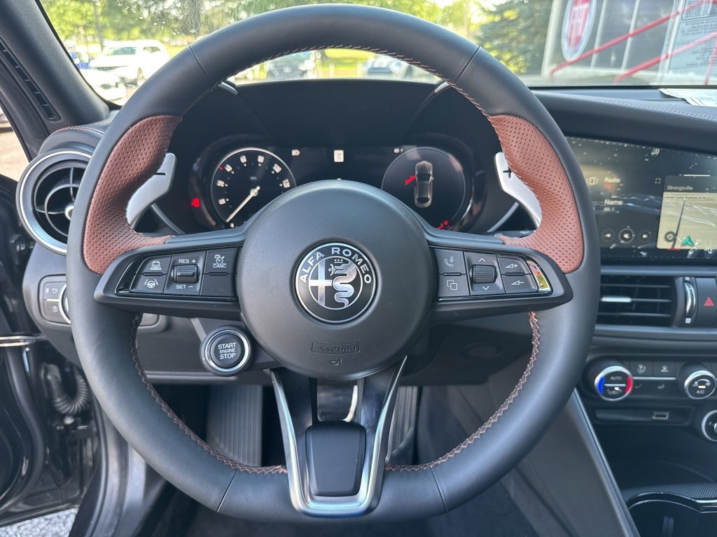New 2025 Alfa Romeo Giulia AWD w/ Driving Assist Package image 14