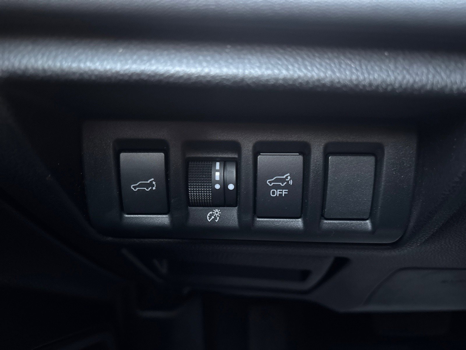 Used 2020 Subaru Outback Limited w/ Popular Package #2 image 16