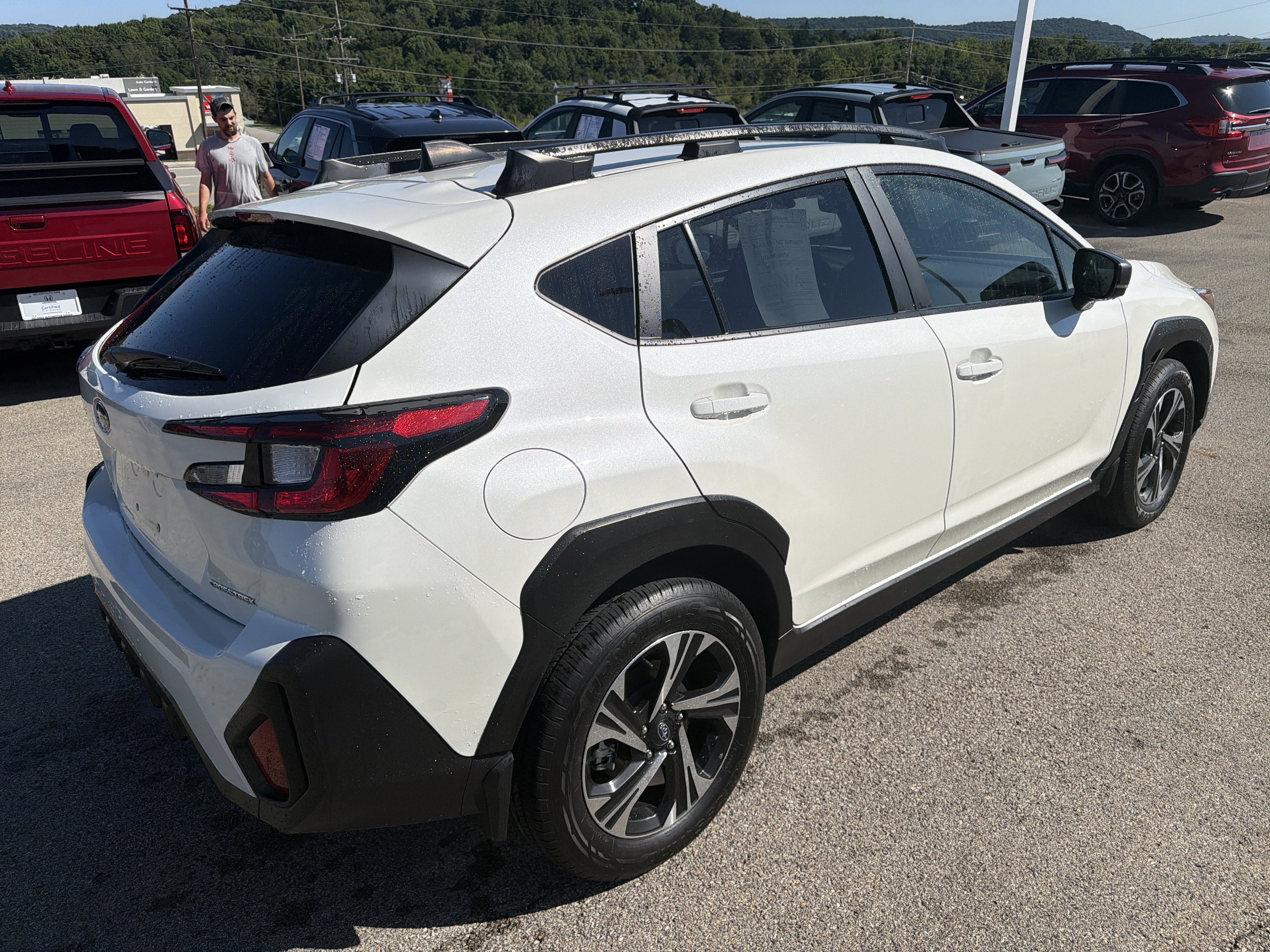 Used 2024 Subaru Crosstrek 2.0i Premium AWD/4WD image 4