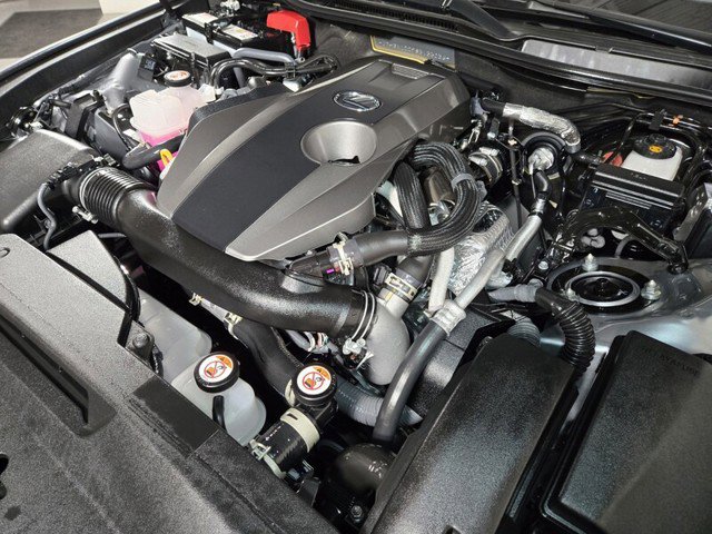 Certified 2025 Lexus IS 300 F Sport image 27