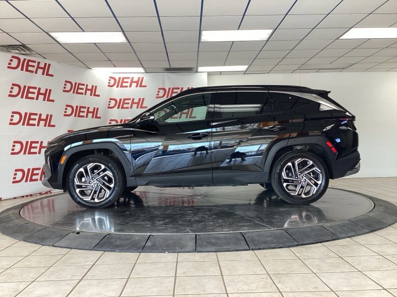 Used 2025 Hyundai Tucson Limited AWD/4WD image 4