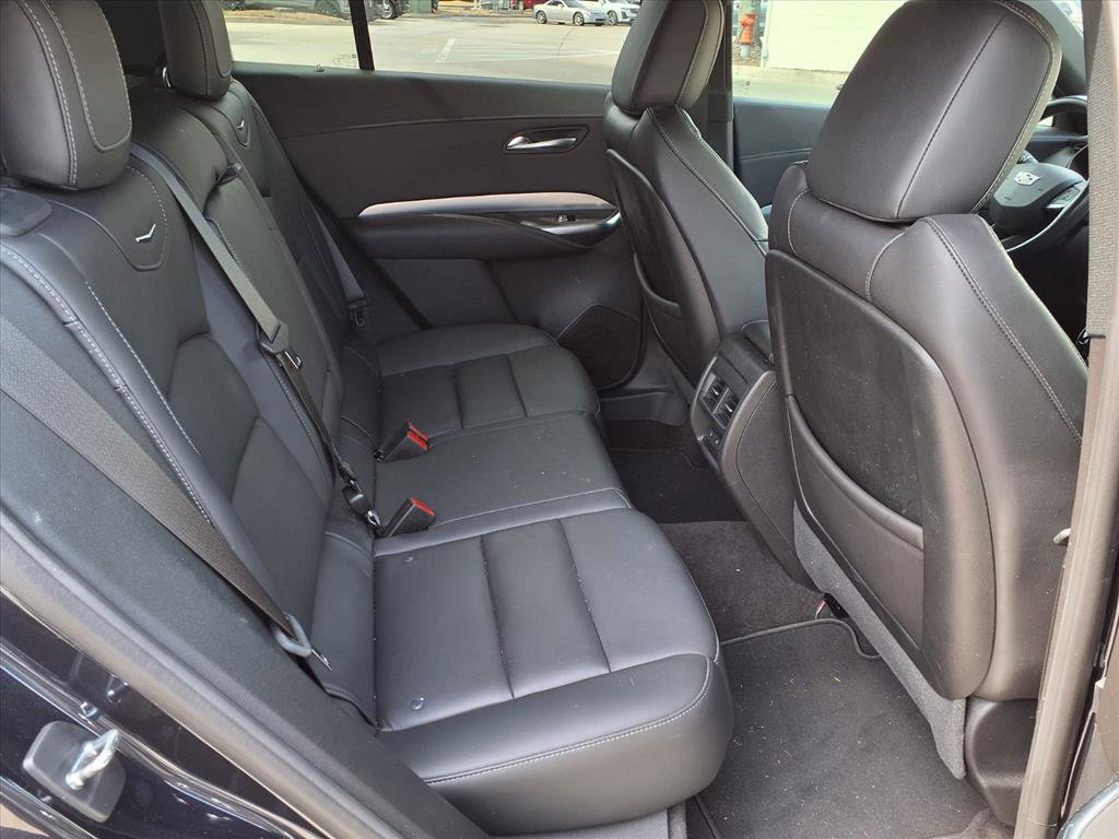 Used 2023 Cadillac XT4 Premium Luxury w/ Cold Weather Package FWD image 10
