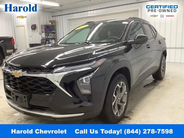 Certified 2025 Chevrolet Trax LT w/ LT Convenience Package image 3