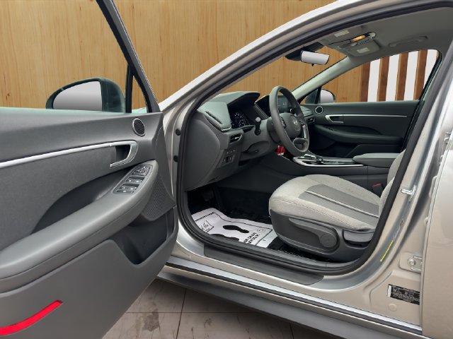 Used 2022 Hyundai Sonata SE FWD image 29