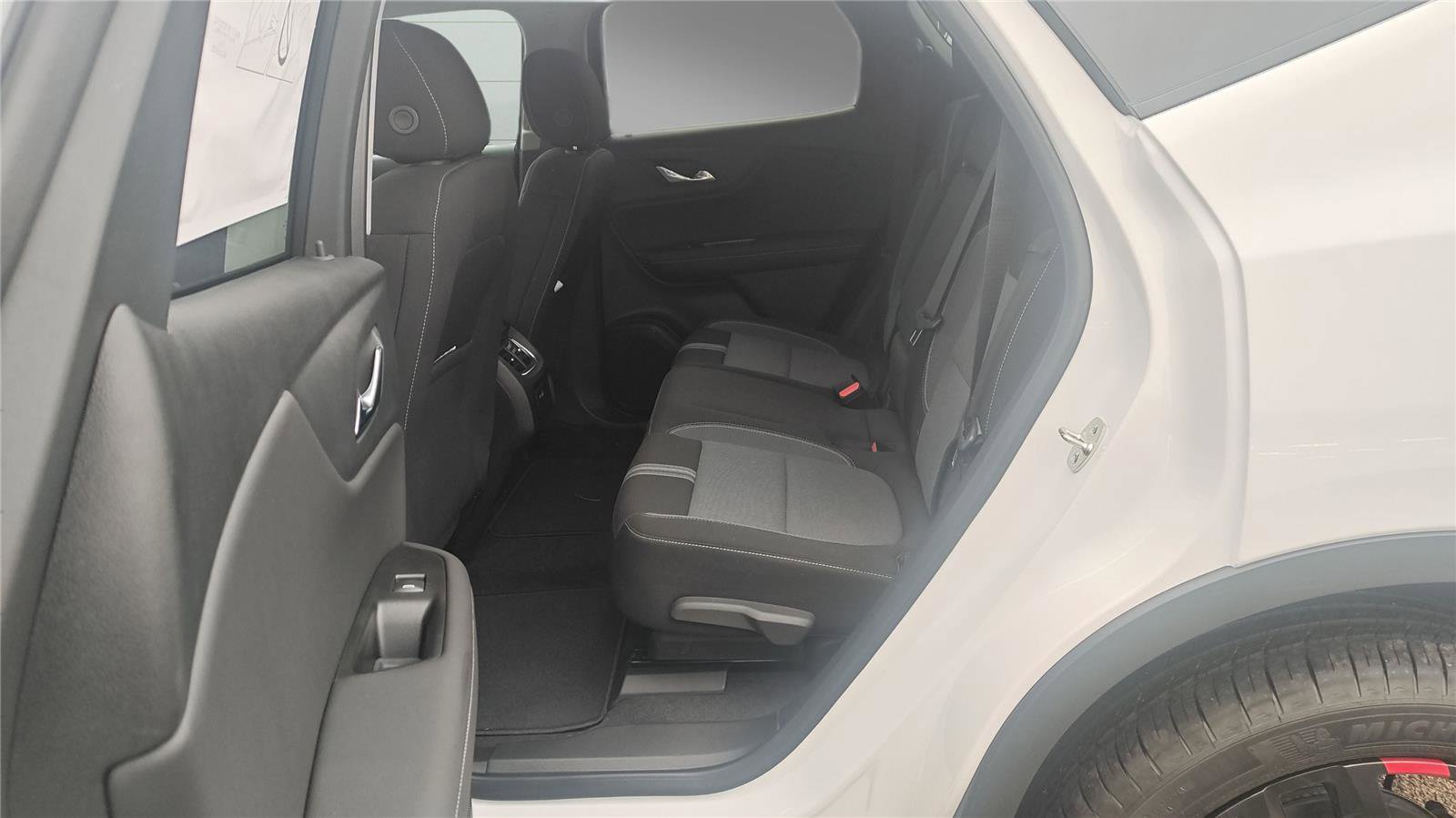 New 2025 Chevrolet Blazer LT w/ Redline Edition image 26