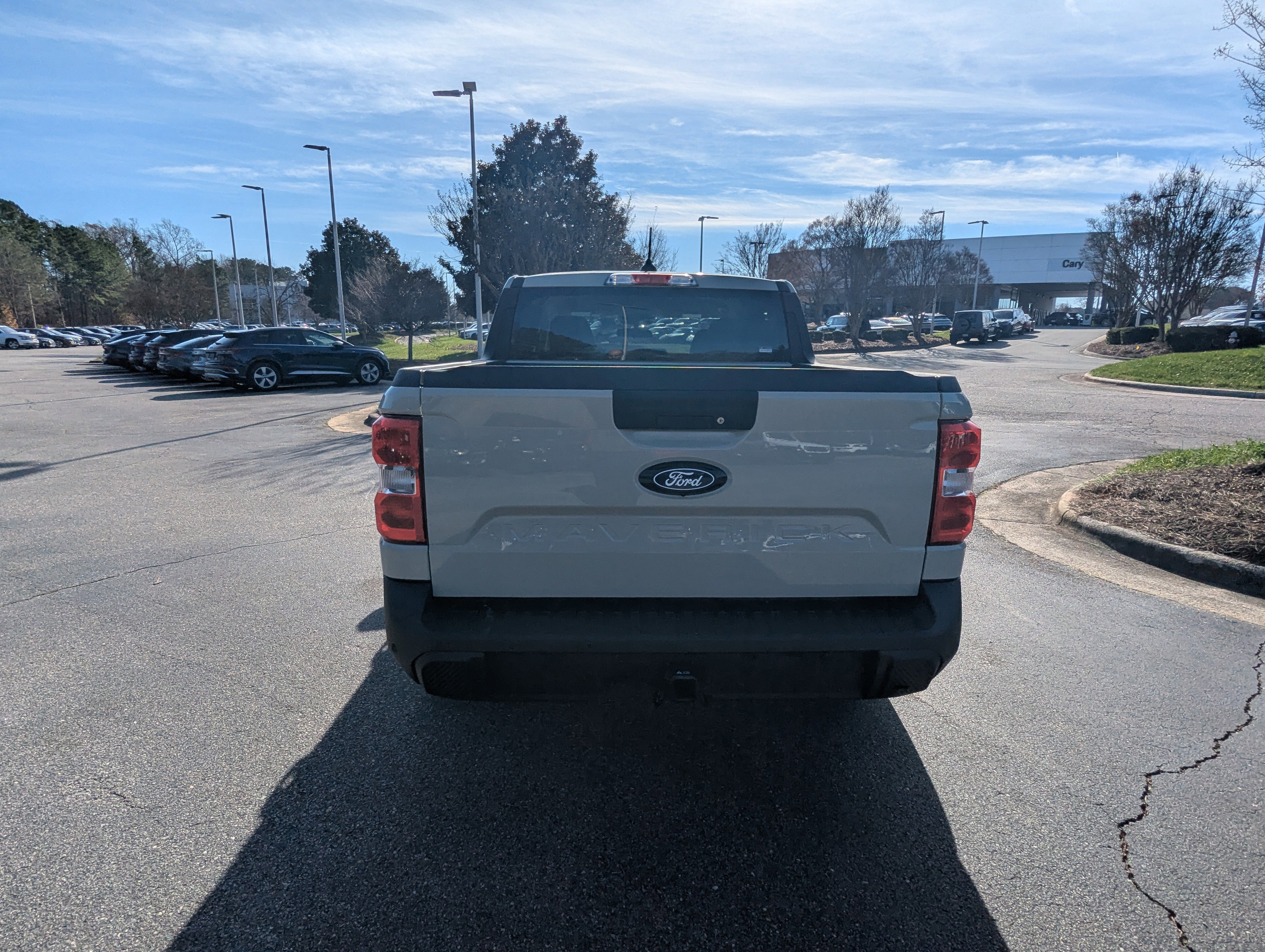 Used 2025 Ford Maverick XL image 6