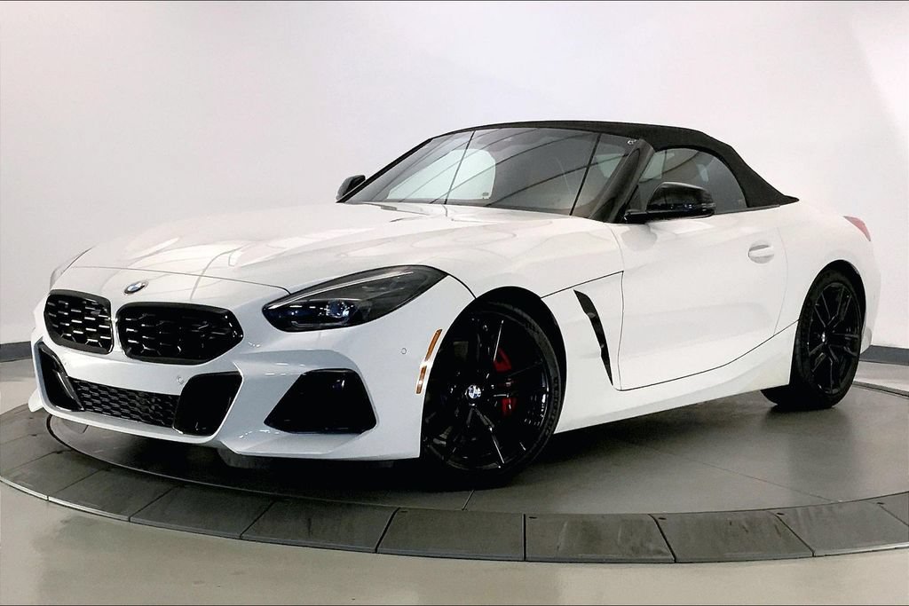 Certified 2023 BMW Z4 M40i w/ Premium Package RWD image 11