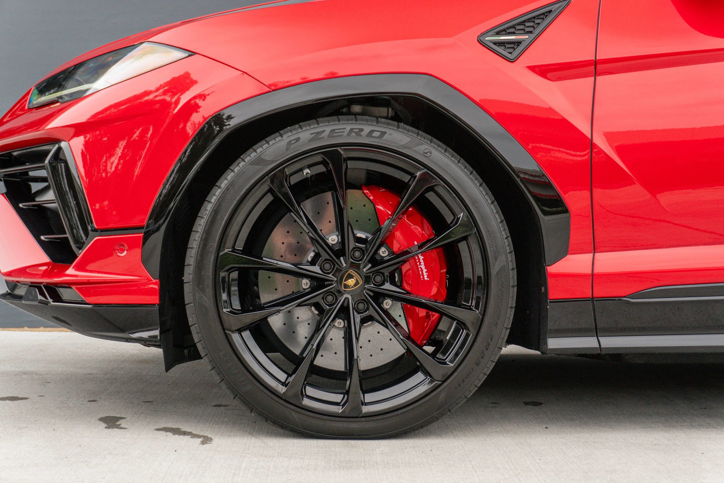 Used 2023 Lamborghini Urus S AWD/4WD image 20