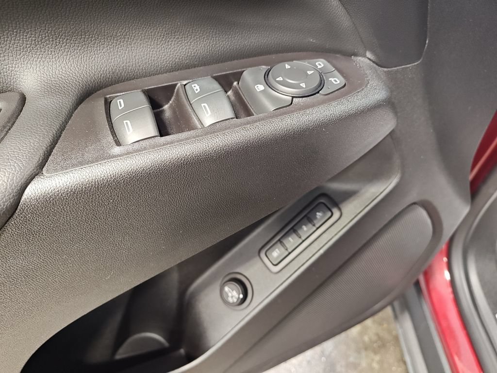 Used 2020 Chevrolet Equinox Premier AWD/4WD image 17