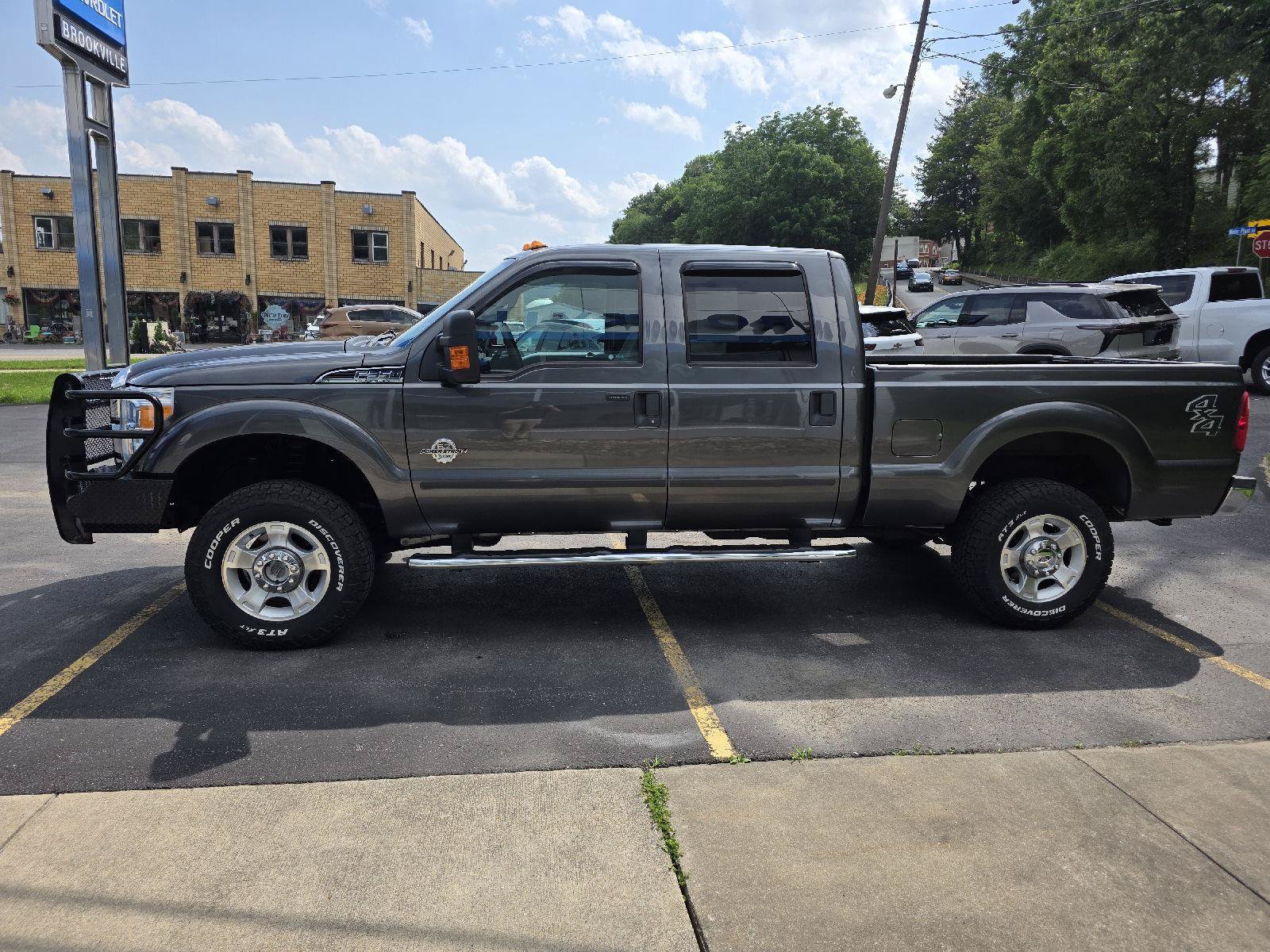 Used 2015 Ford F350 XLT w/ XLT Interior Package AWD/4WD image 4