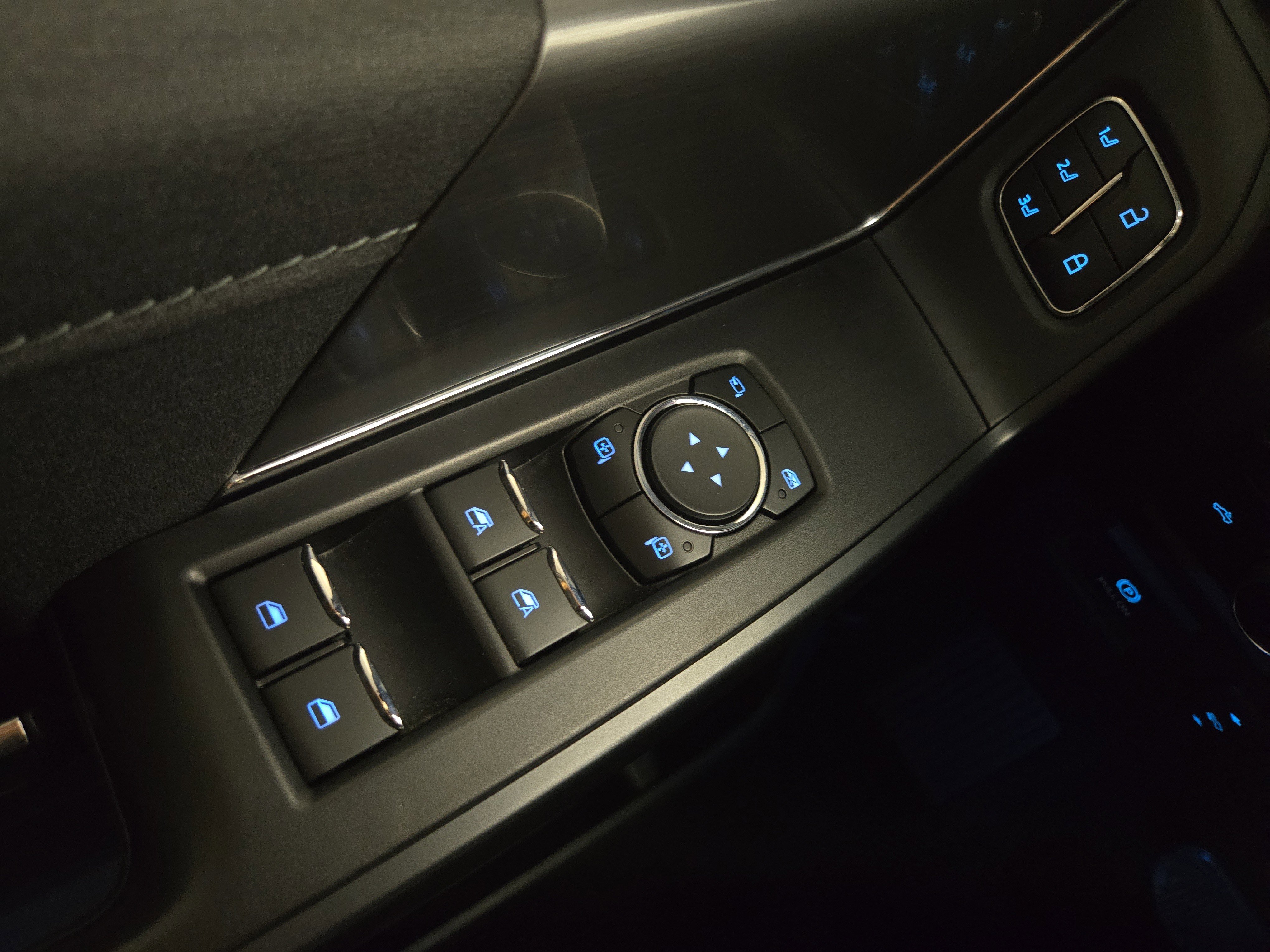 Used 2021 Ford F150 Raptor image 27