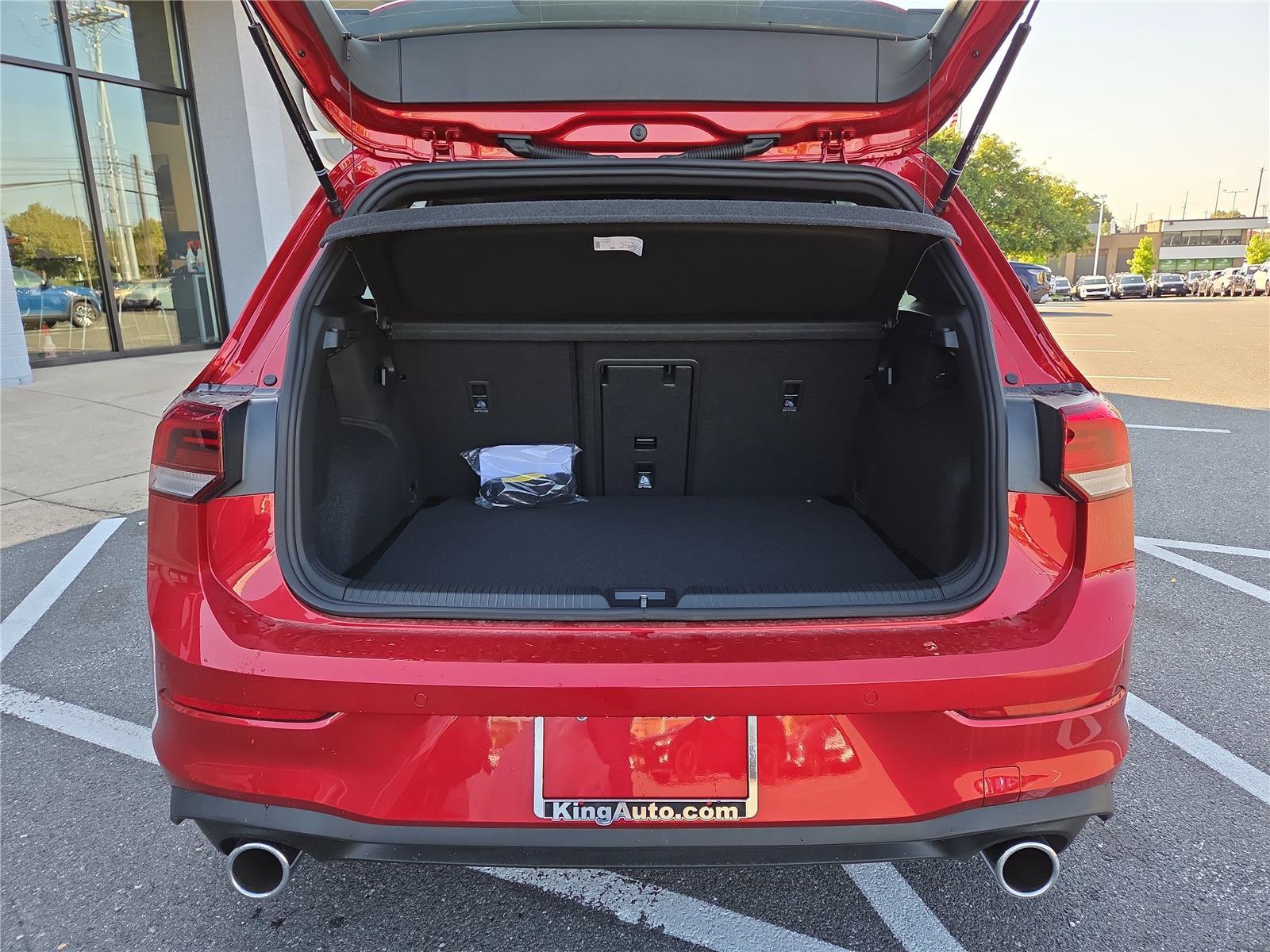 New 2026 Volkswagen GTI SE FWD image 4