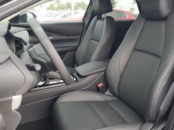 New 2025 MAZDA CX-30 AWD 2.5 S w/ Select Sport Pkg image 17