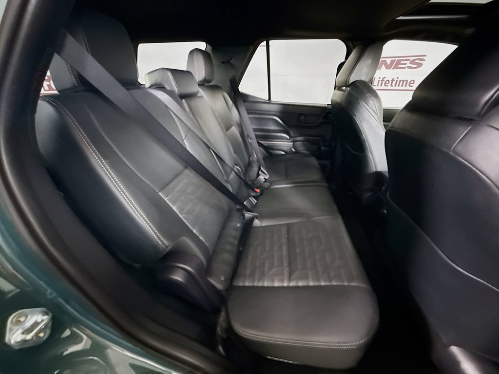 Certified 2026 Toyota 4Runner TRD Off-Road Premium AWD/4WD image 34