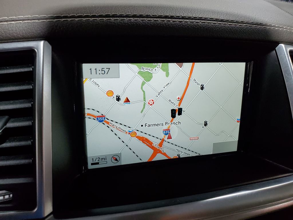 Used 2014 Mercedes-Benz GL 450 4MATIC image 31