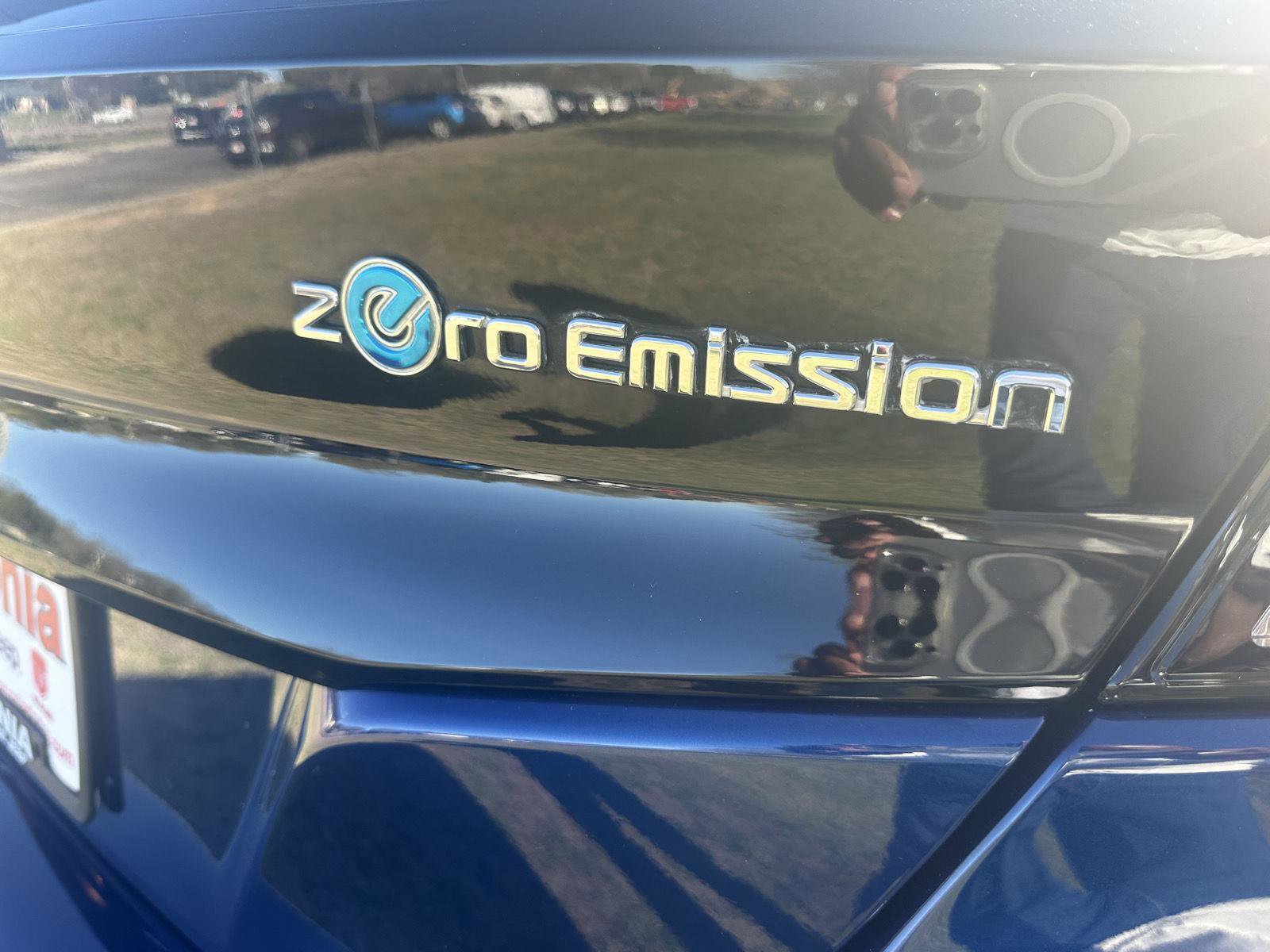 Used 2021 Nissan Leaf SL Plus FWD image 4