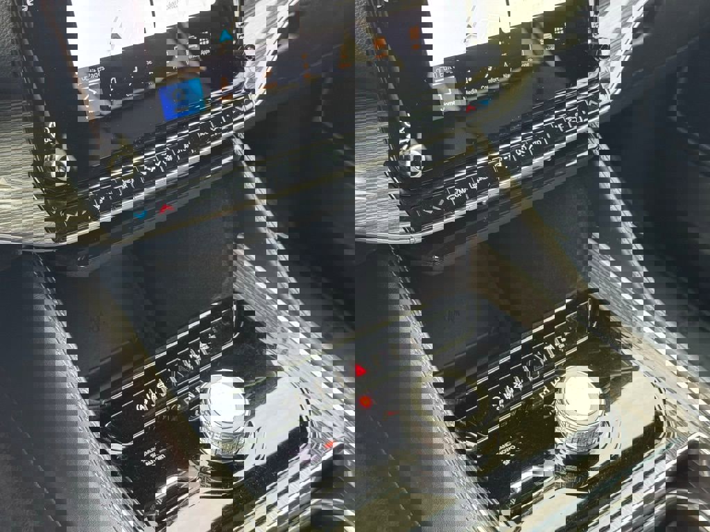 Used 2022 Jeep Wagoneer Series II image 42