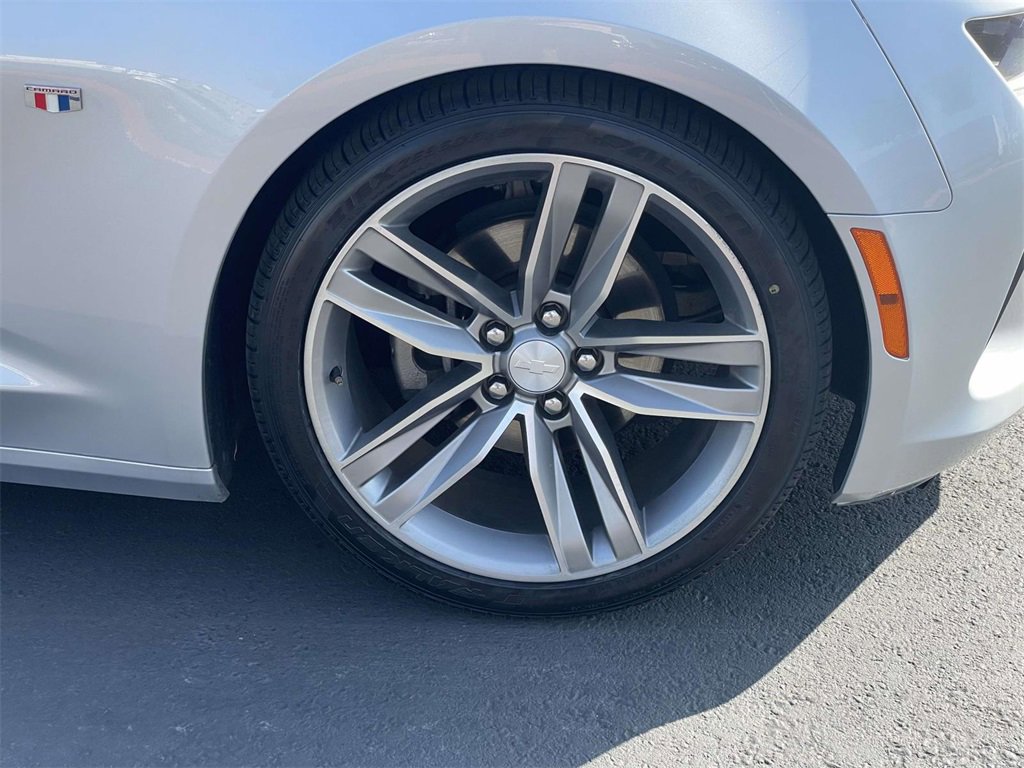 Used 2018 Chevrolet Camaro LT w/ RS Package image 26
