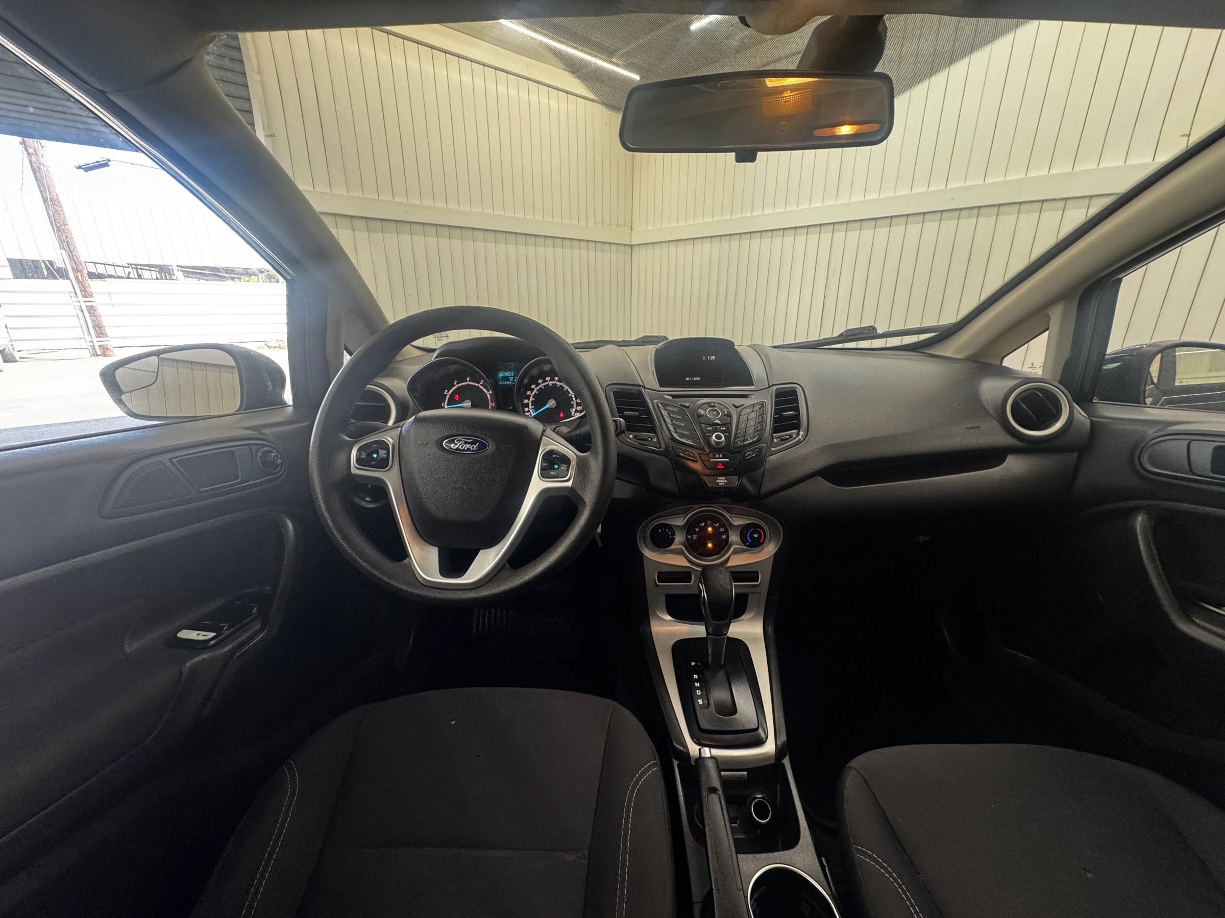 Used 2019 Ford Fiesta SE FWD image 12