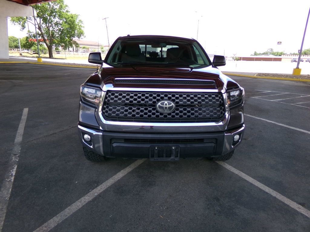 Used 2018 Toyota Tundra SR5 w/ SR5 Upgrade Package AWD/4WD image 3