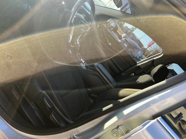 Used 2019 GMC Acadia SLE image 12