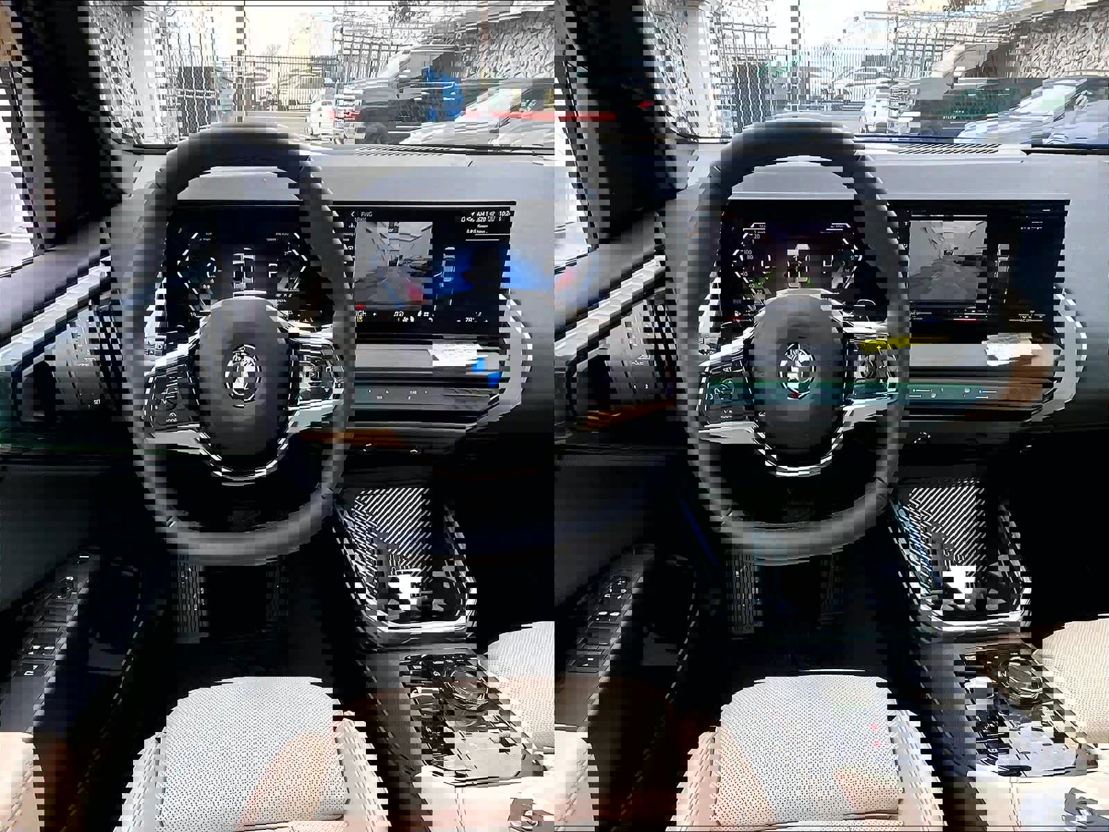 Used 2025 BMW X3 xDrive30i w/ Convenience Package image 8