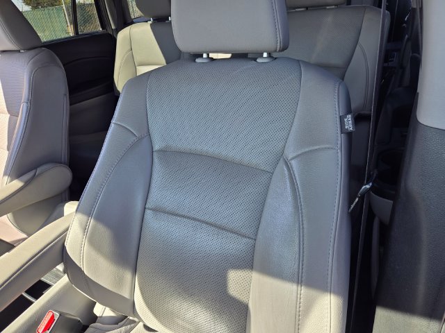 Used 2016 Honda Pilot Elite image 15