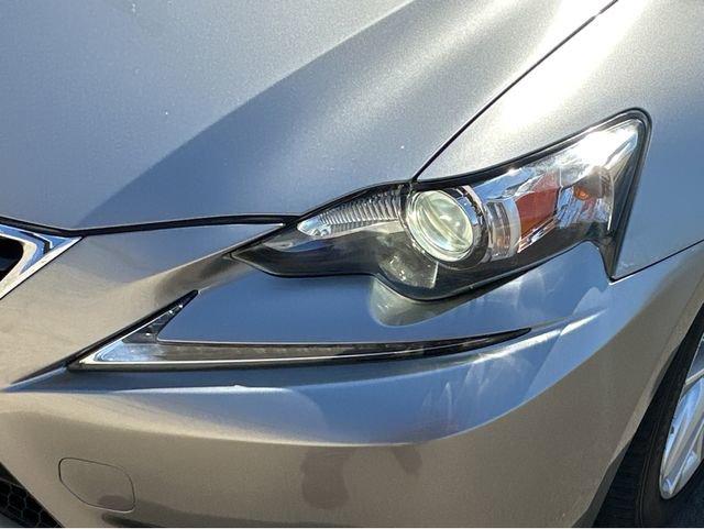 Used 2016 Lexus IS 200t image 36