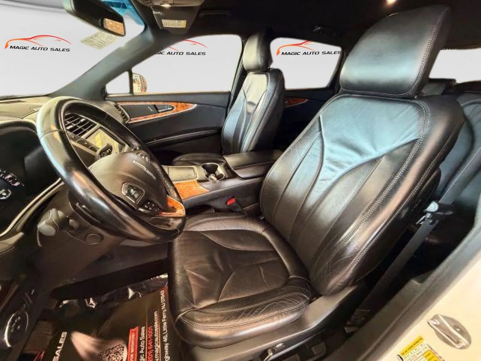 Used 2017 Lincoln MKX Select w/ Select Plus Package image 10